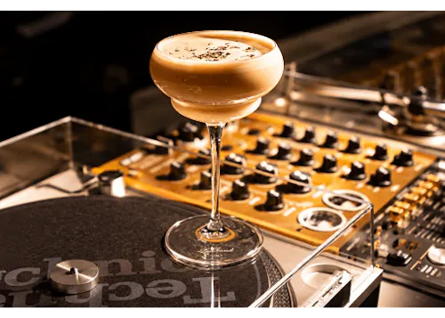 Rosebud Cocktail Lounge