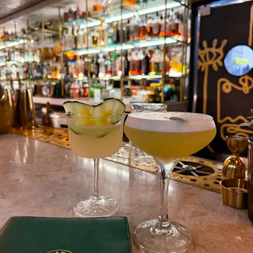 Botanica Art & Cocktails