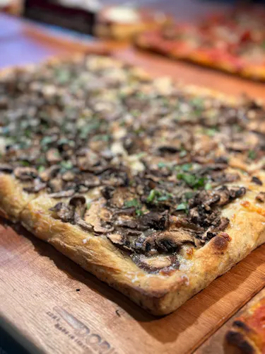 Unregular Pizza - Essex
