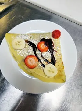 Luna Euro Grill & Cafe