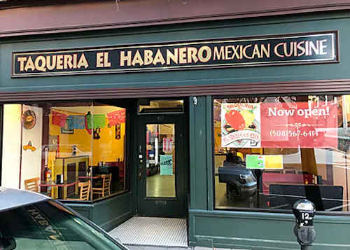 Photo 1 of 4: Taqueria El Habanero