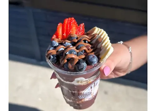 Mia Cane Juicery & Acai Bar