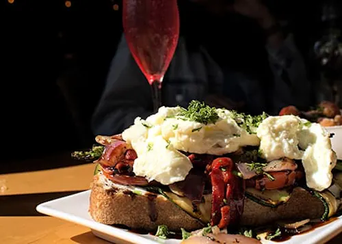 Toasted Gastrobrunch - Flamingo