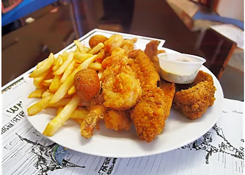 Ladeda Fish, Chicken & Gyro