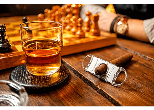 Iron Oak Cigar Lounge