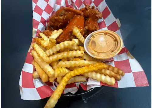 Photo 1 of 4: Byrd's Hot Chicken