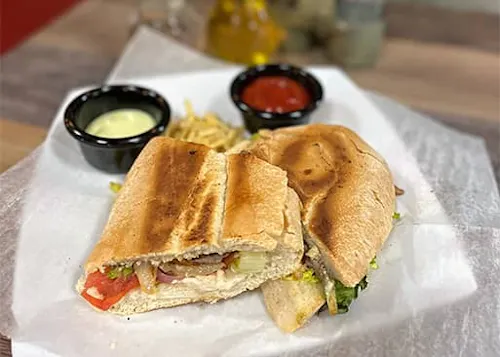 La Cotorra Cafe