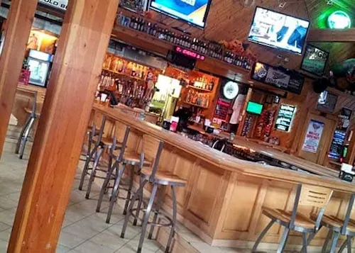 Curly's Waterfront Sport's Bar and Grill
