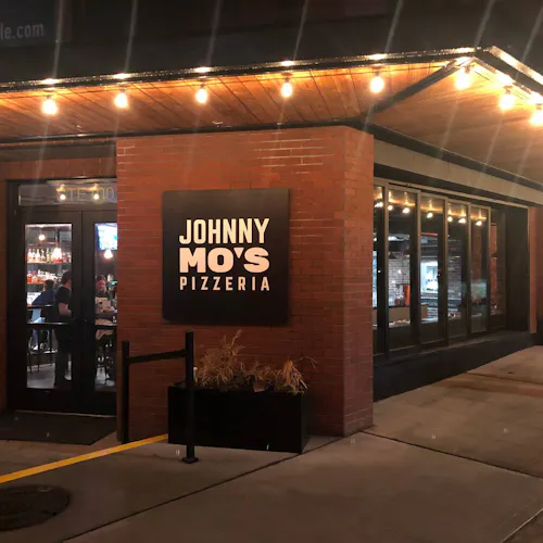 Johnny Mo's Pizzeria