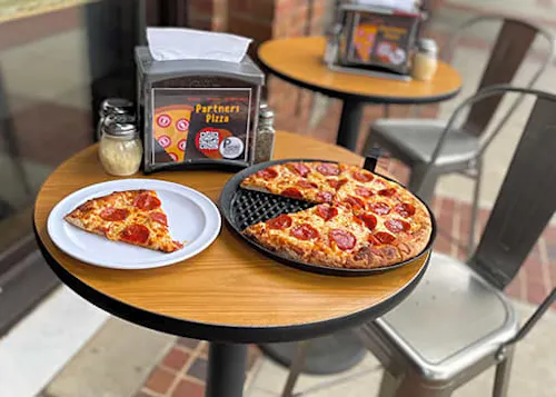 Partners II Pizza Woodstock