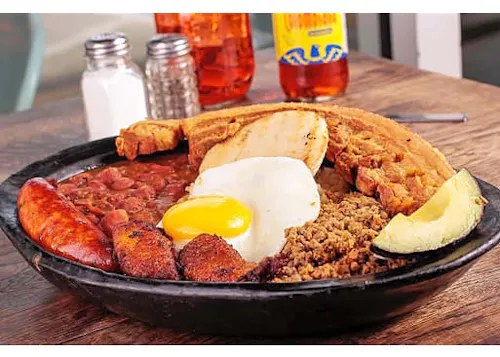 Ya esta El Pan Restaurant & Bakery