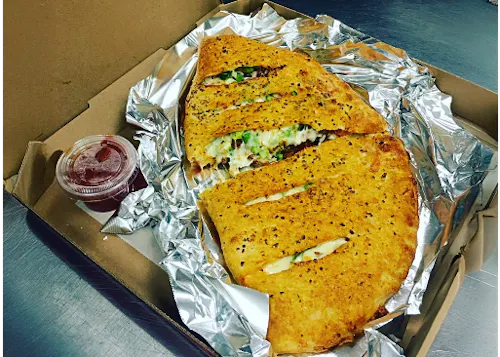 Fox's Pizza Den
