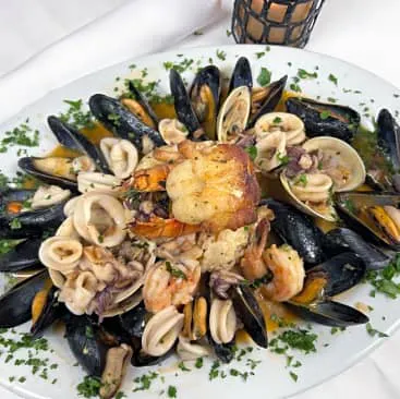 DaVinci's Restaurant & Lounge