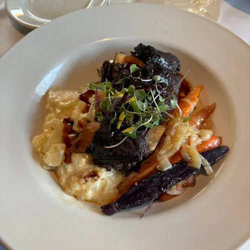 Brentwood Grille