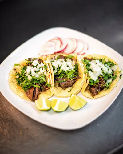 Los Ocampo Restaurant & Bar - Suburban