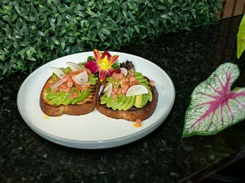 Magnolia Breeze Restaurant