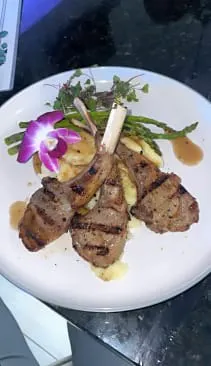 Magnolia Breeze Restaurant