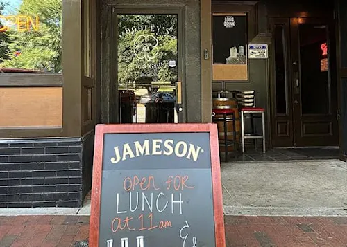 Dooley's Bar and Grill