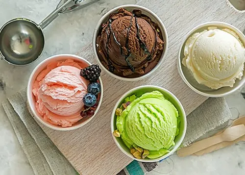 Photo 1 of 4: Gelati