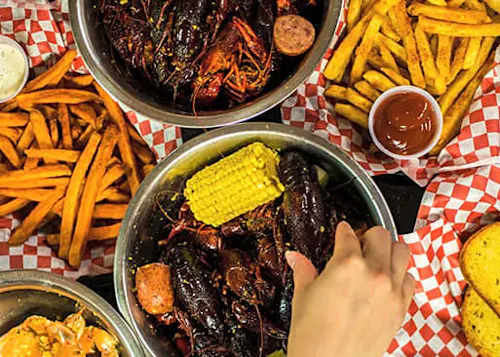 Crawfish Cafe + Pho Prime Alief