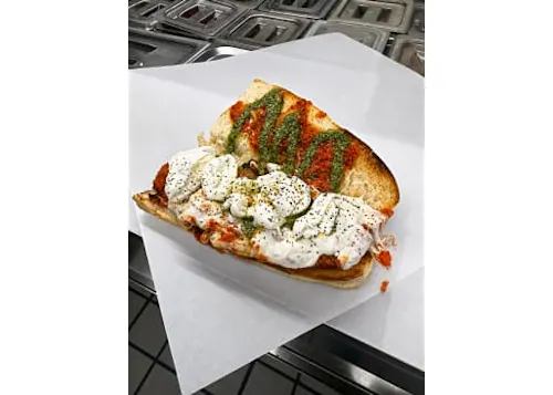 Capone's Italian Eatery