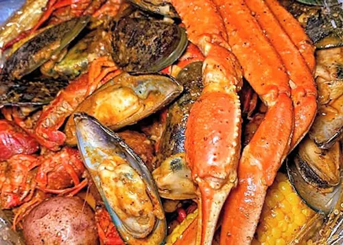Photo 1 of 4: Hook & Reel Cajun Seafood & Bar - Bailey's Crossroads