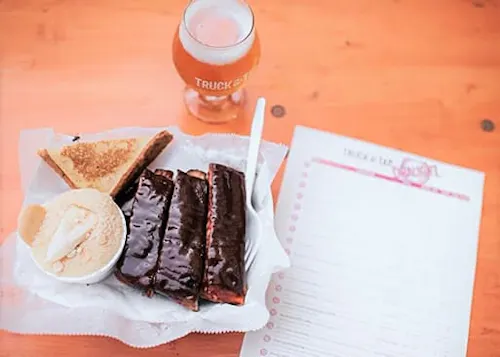 Truck & Tap Beer Bar - Duluth
