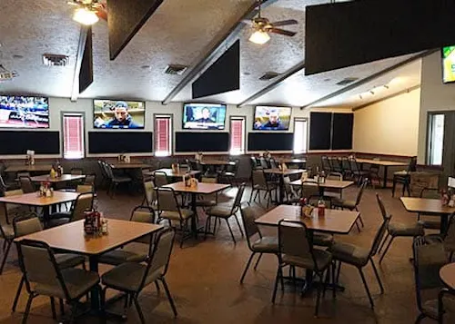 Red's Sports Bar And Grill