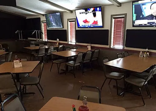 Red's Sports Bar And Grill