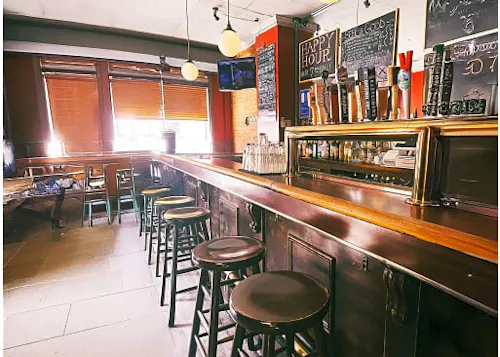 Cat Sports Pub