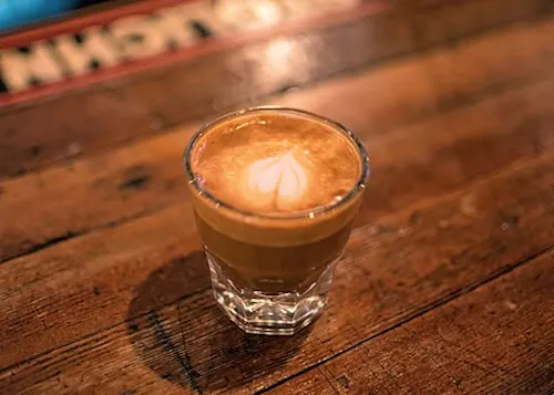 Lola's Coffee and Bar