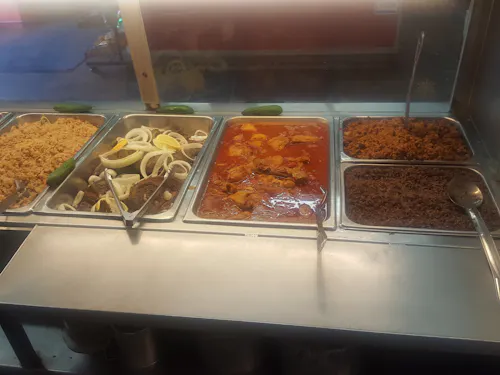 El Nuevo Mundo Market, Bakery & Cafe