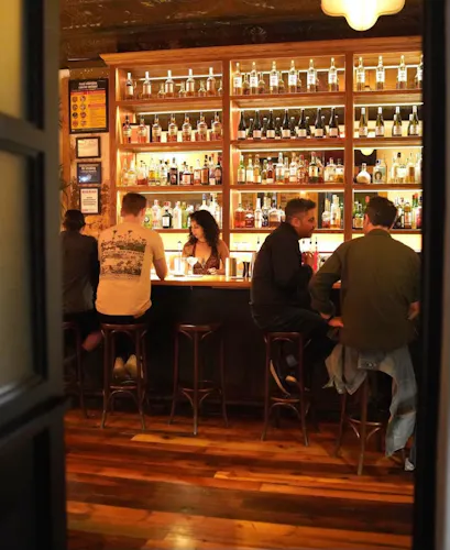 BarRoom at Dick & Jane's