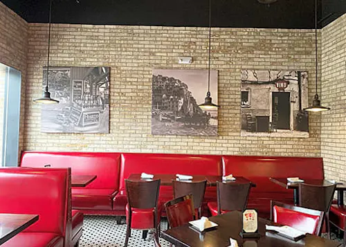 Julian's Pizza Bar and Kitchen