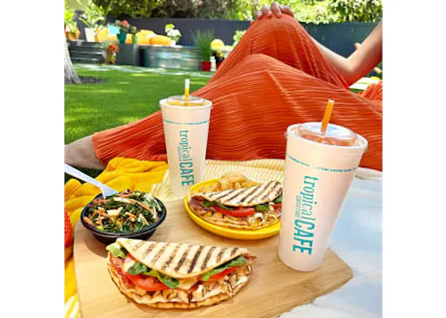 Tropical Smoothie Cafe-Village West Pkwy