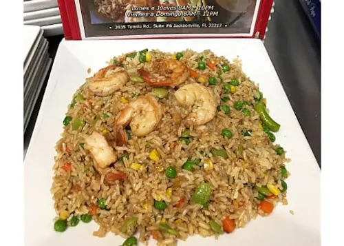 Super Tienda Latina & Restaurant