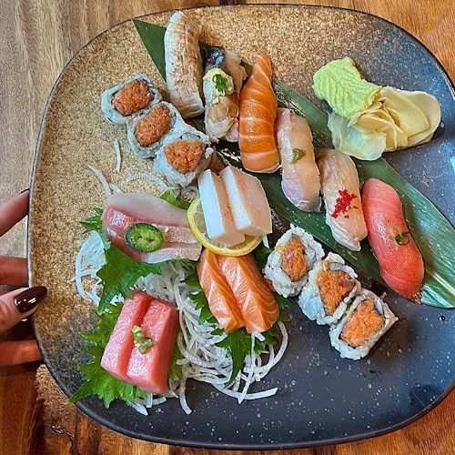 Suram - Sushi & Ramen (Hudson Yards)