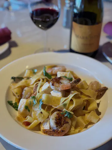 Amores Pizza & Pasta Restaurant