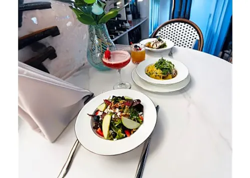 La Parisienne French Bistro