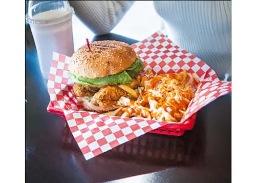 Kiki's Chicken Place
