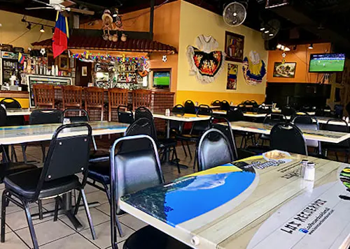Los Recuerdos Colombian Restaurant