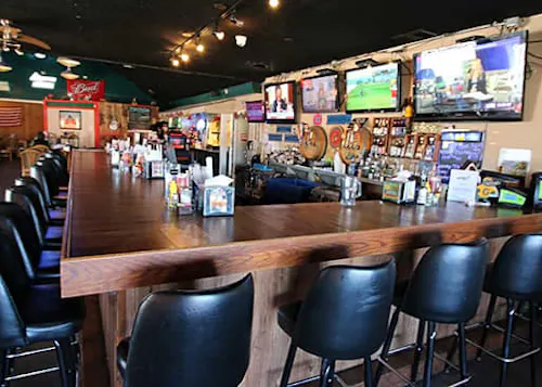 Doug's Motor City Bar & Grill