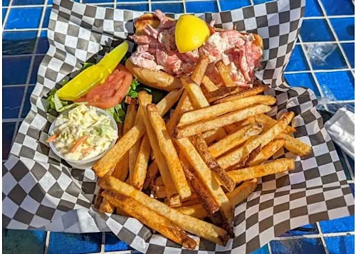 ANGLIN'S BEACH CAFE