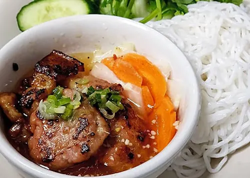 Pho Long Restaurant 2