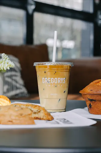 Gregorys Coffee - 42 Broadway