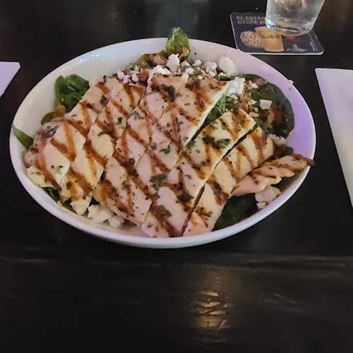 Cairde Public House Bar & Restaurant