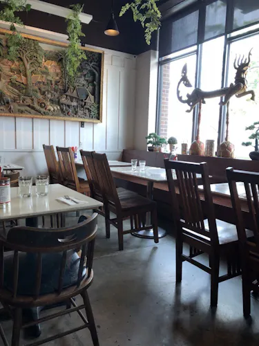 Araya's Place - Los Angeles