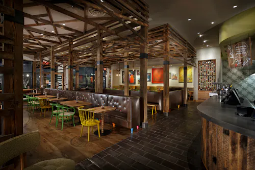 Nando's PERi-PERi - Waugh Chapel