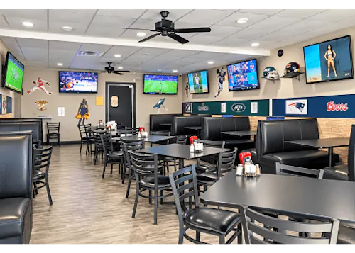 Photo 1 of 4: Sports Page Bar & Grill Ashland