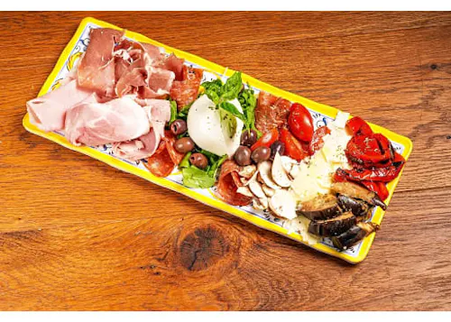 IT Italian Trattoria